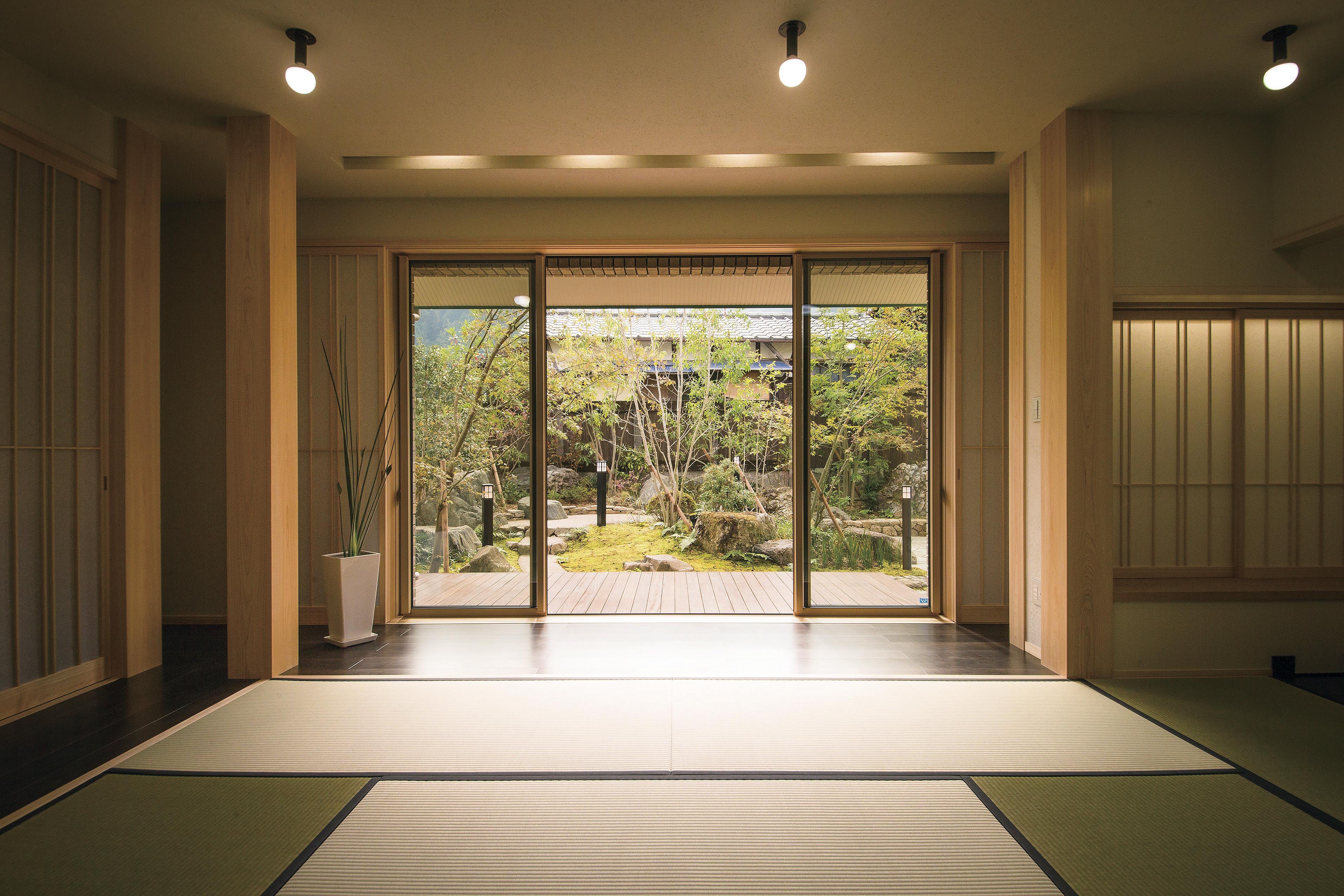 木の風景を楽しむ
伸びやかな平屋 5