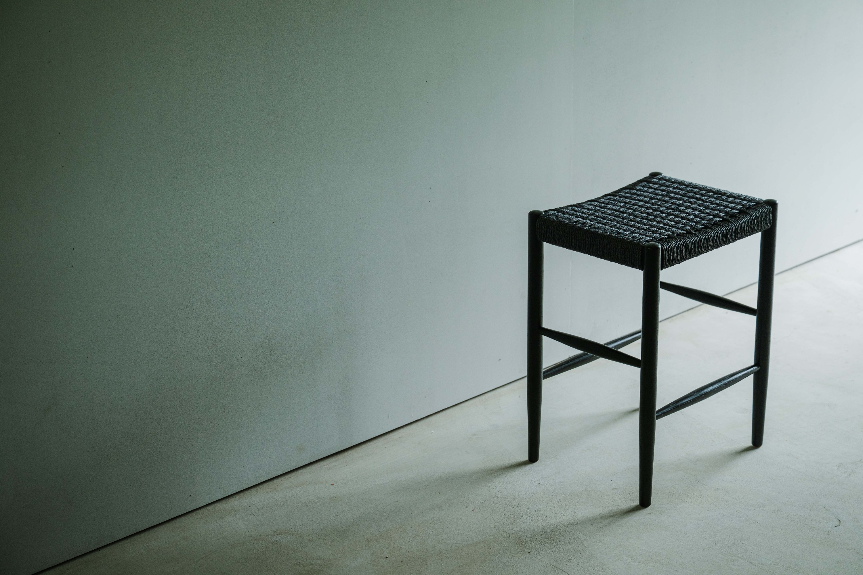 大切な居場所をつくる家具
無垢の手触りが暮らしを豊かに。 5