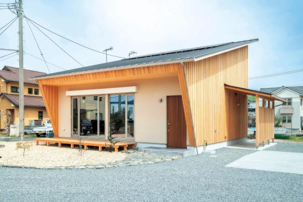 Eco House 庭と建物が高め合う家